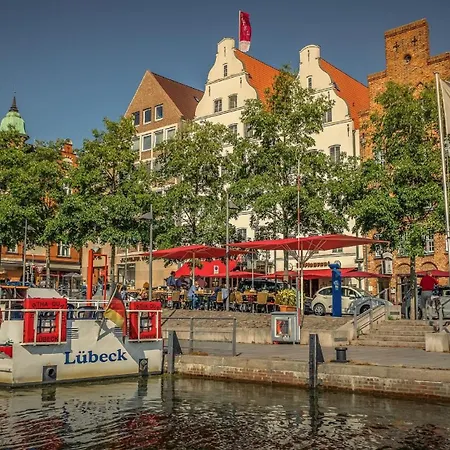 Waterkant 2 Travemuende Lübeck